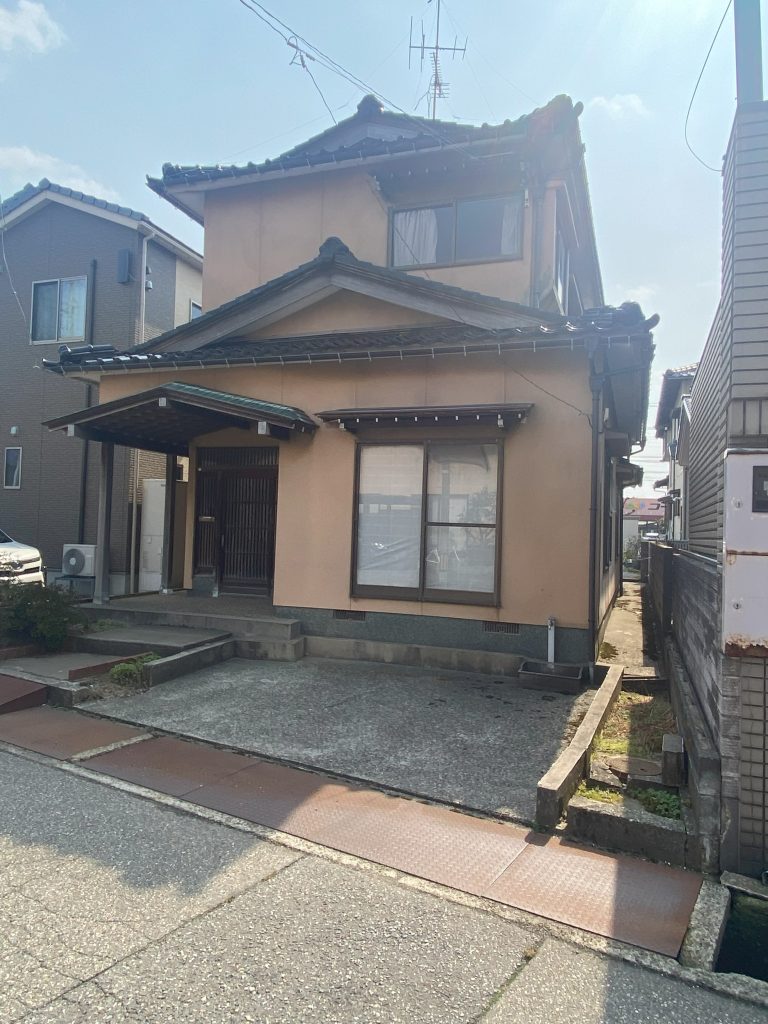 玉鉾町戸建て（4LDK)が出ました。