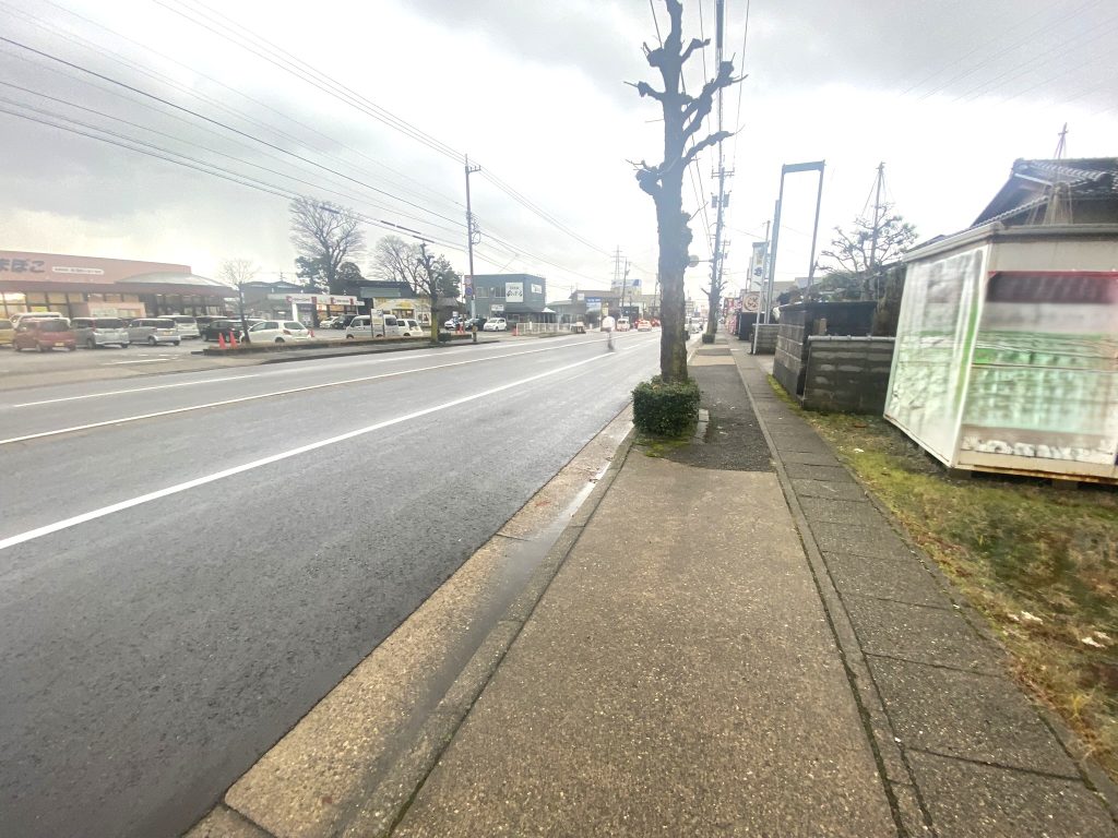 玉鉾・西金沢線大通りに事務所or店舗用の土地が販売開始です。