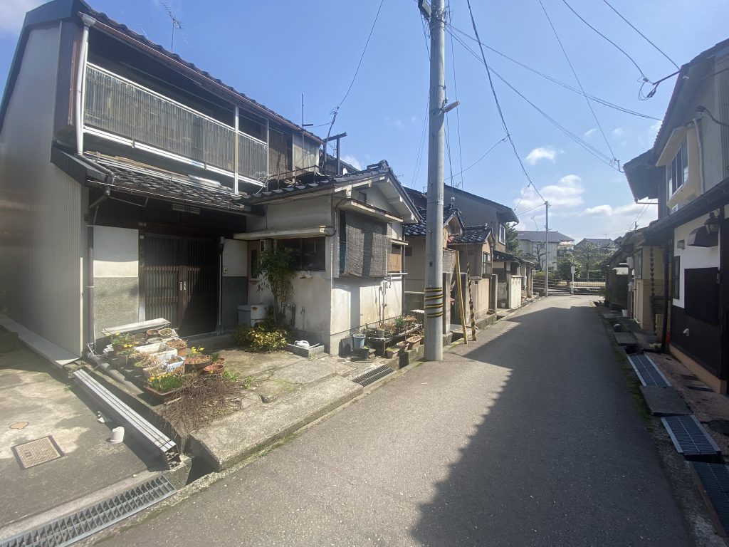 城下町金沢の面影を残す落ち着いた街並み材木町の中古戸建です◇まだまだお住まい頂けます♪